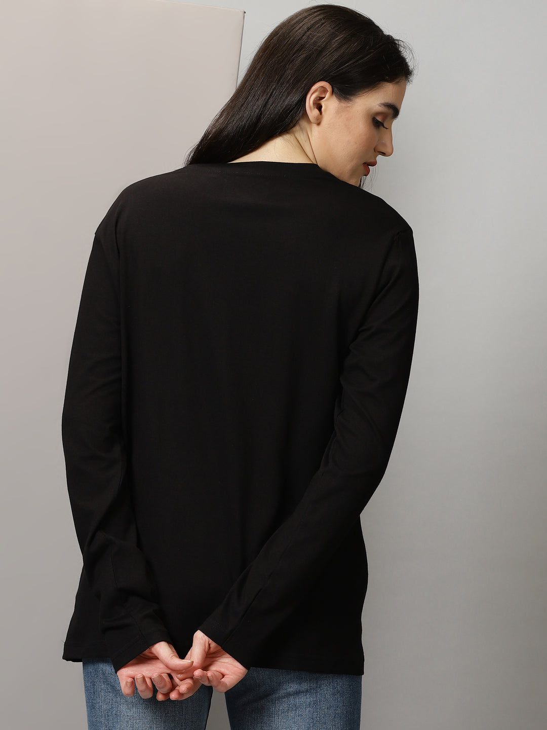 women's black crewneck full sleeve