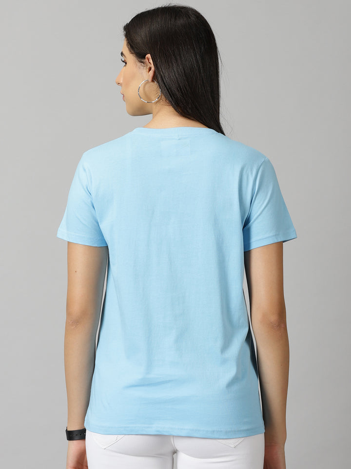 women's sky blue solid crewneck