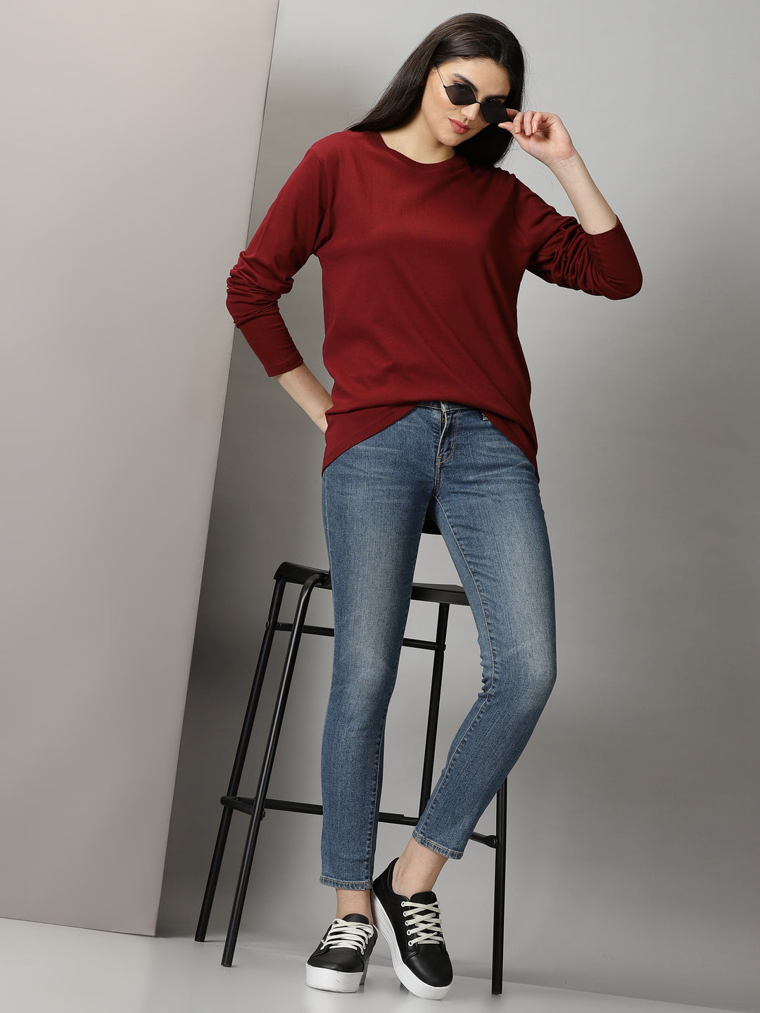 women's maroon crewneck full sleeve