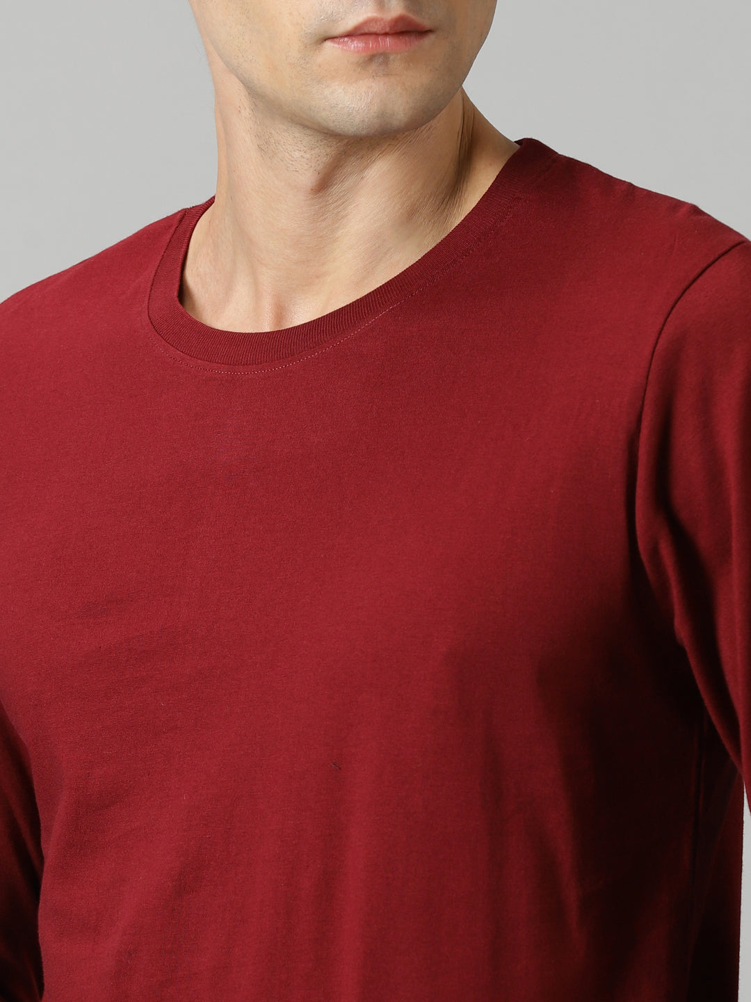 men's maroon crewneck full sleeve