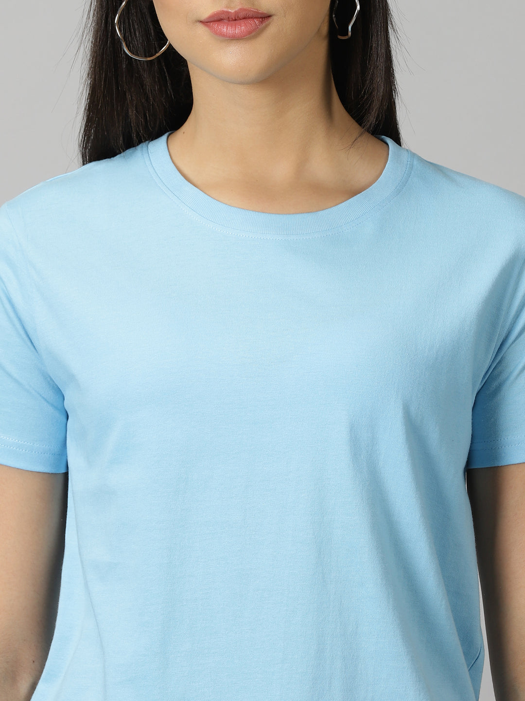 women's sky blue solid crewneck