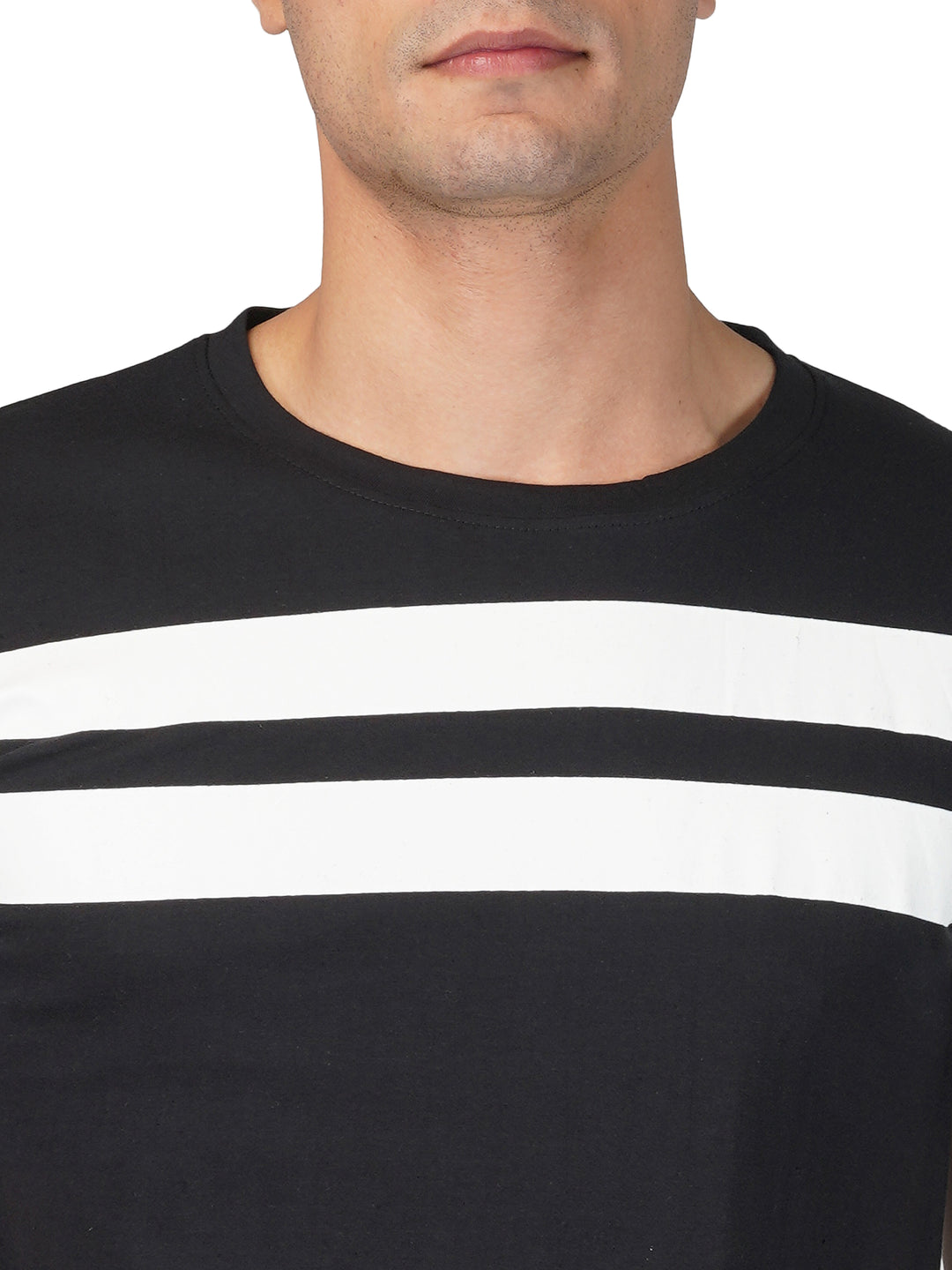 black crewneck stripes tshirt